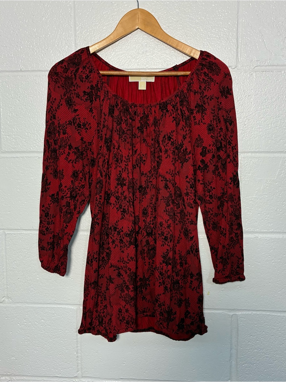 Michael Kors floral red black lace pattern top
